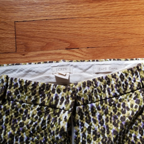 J. Crew cafe capri green textured leopard print pants women's Sz 8 - Picture 3 of 6